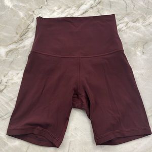 Align Lululemon maroon biker shorts sz 4